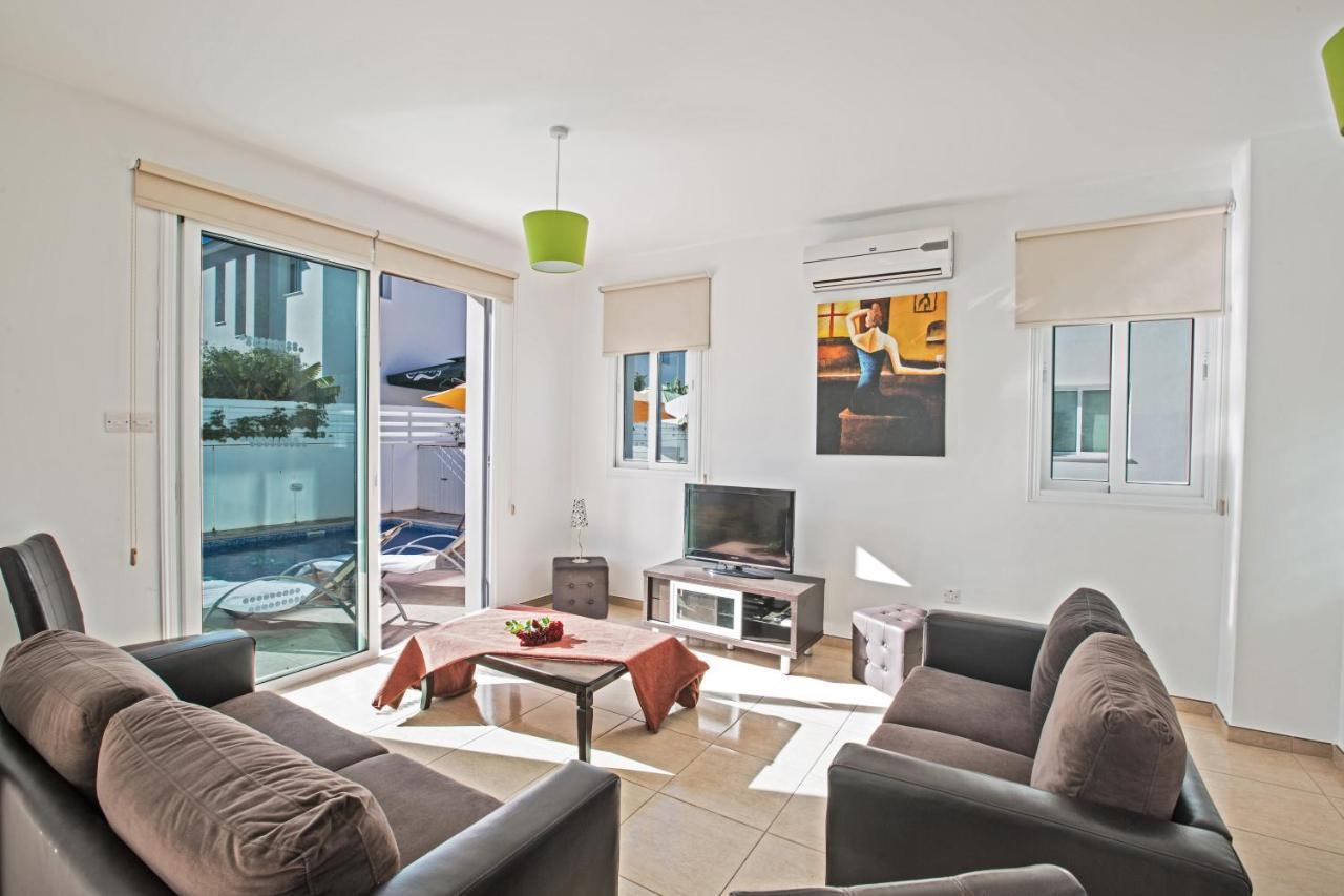 Avra Villas Paralimni Ngoại thất bức ảnh
